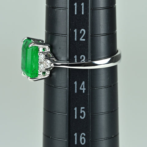 【中古】K18WG EMERALDエメラルドリング E2.26ct D0.17ct 3.0g #13