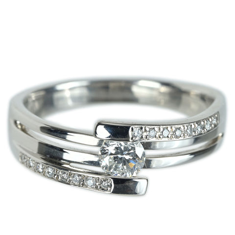 【中古】PT900 DIAMOND ダイヤモンドリング 0.407ct Fカラー SI2クラス Goodカット D0.07ct 7.6g #20 CGL鑑定書