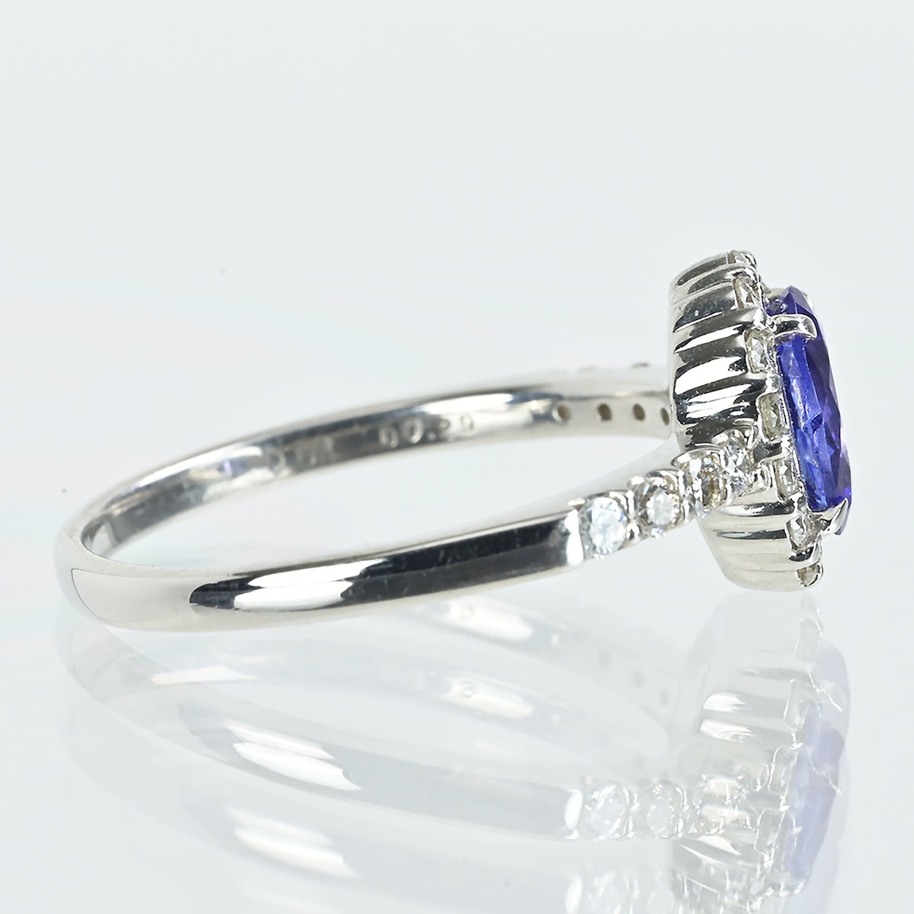 中古】PT950 TANZANITE タンザナイトリング T0.64ct D0.29ct 4.4g