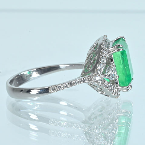 【中古】K18WG EMERALDエメラルドリング E4.39ct D0.70ct 5.9g #14