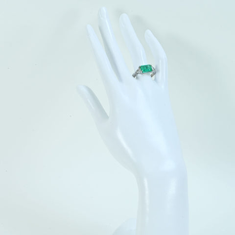 【中古】K18WG EMERALDコロンビア産 ノンオイル エメラルドリング E3.06ct D0.48ct GIA鑑別書 6.8g
