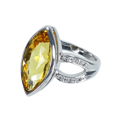 【中古】K18WG CITRINEシトリンリング C4.02ct D0.16ct 鑑別書付き 7.90g #8　