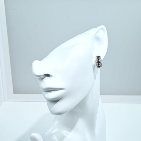 【中古】K18WG DIAMOND EARRINGブラックダイヤモンド/カラーレスダイヤモンドピアス兼用イヤリング  D0.11ct D0.11ct D0.10ct D0.10ct 5.9g