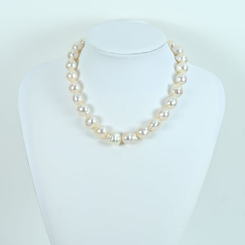 【中古】MIKIMOTOミキモト K14WG SHIROCHO BAROQUE PEARL NECKLACE 白蝶バロックパールネックレス 13.5-16.0mm 106.1g 箱/鑑別/証明書 ONE PRICE USED