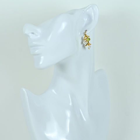 【中古】MIKIMOTO ミキモト K18YG AKOYA PEARL PERIDOT EARRING アコヤパール/ペリドットピアス P4.0-5.5mm