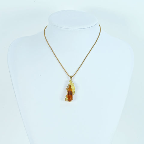 【中古】 K18YG AMBER 虫入りコハクペンダントネックレス D0.18ct 12.9g N