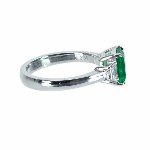[Pre-owned] 18K White Gold Colombian Emerald Ring, E1.05ct, D0.36ct, GRS 5.1g, #13.5 