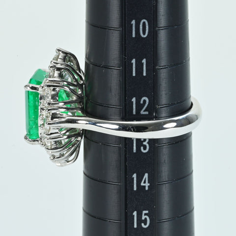 【中古】 K18WG EMERALDコロンビア産エメラルドリング E4.30ct D1.64ct GRS鑑別書 7.7g #12.5
