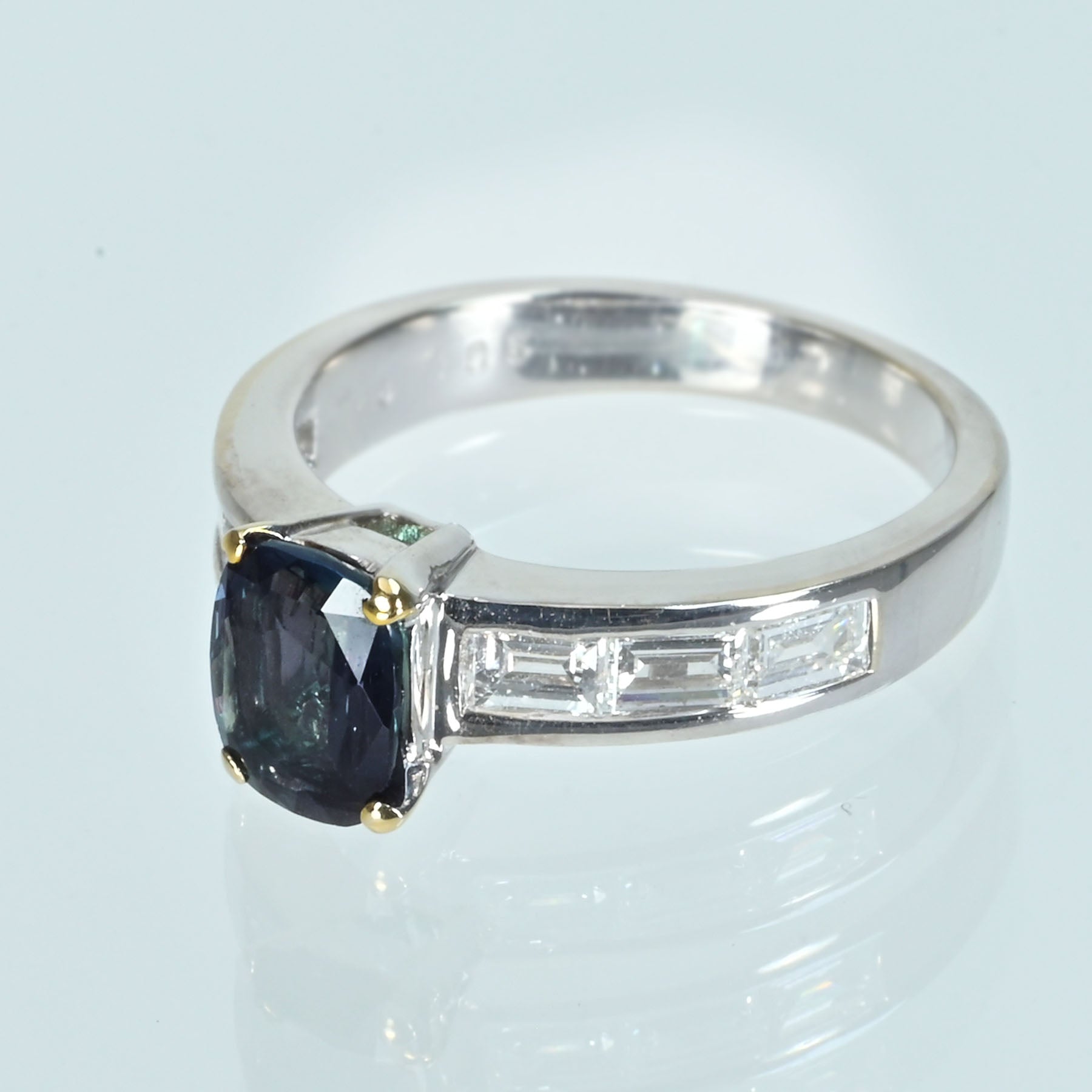 中古】K18WG ALEXANDRITE インド産 アレキサンドライトリング A1.06ct