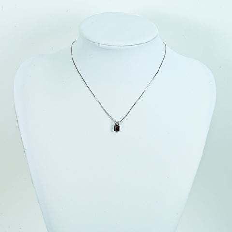 [Pre-owned] K14WG Garnet Necklace, Garnet Pendant Necklace, Nihokyo Sorting, 2.8g 