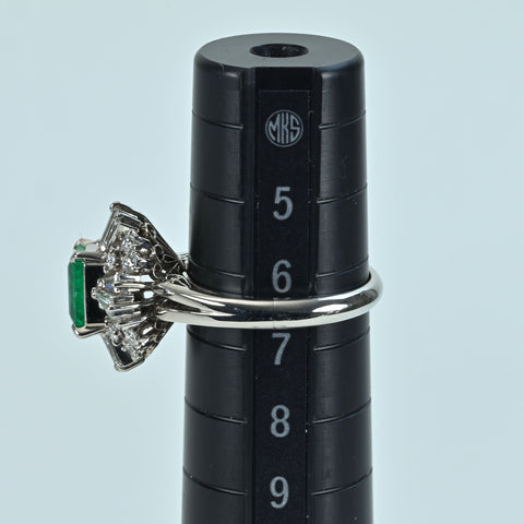 【中古】PT900 EMERALD RING エメラルドリング E0.65ct D0.77ct 6.4g #6.5