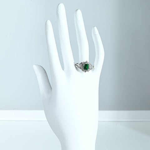 【中古】PT900 EMERALD RING エメラルドリング E0.97ct D0.78ct 7.4g #11.5