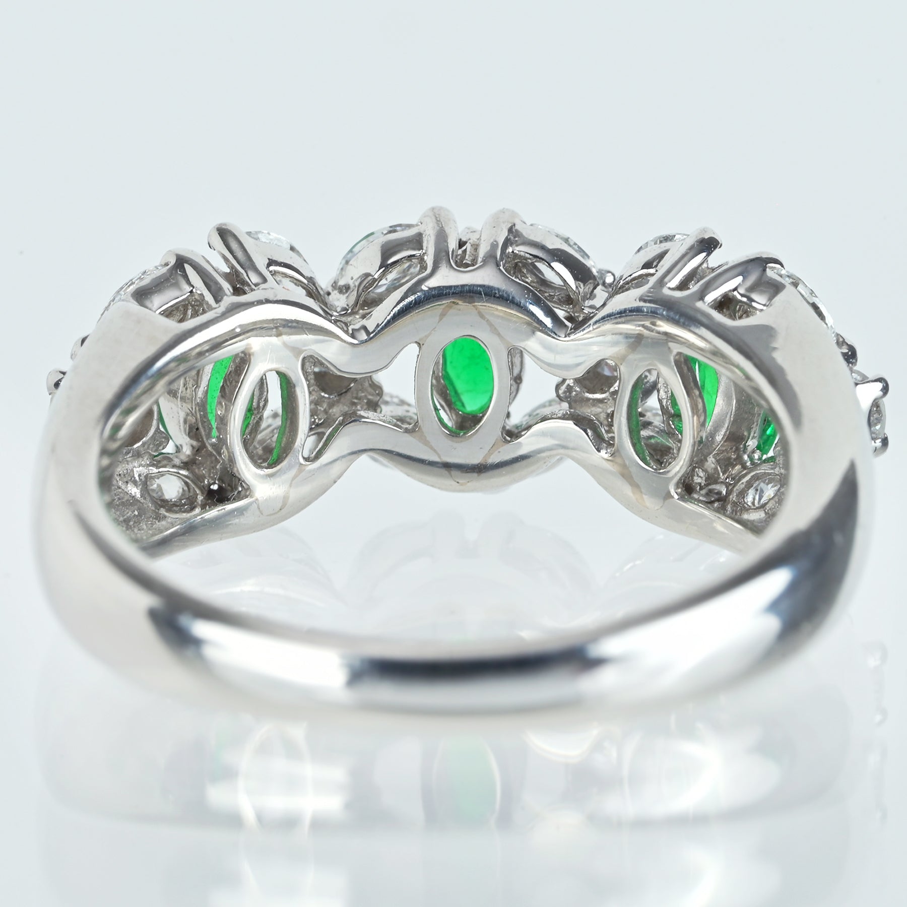 中古】PT900 EMERALD エメラルドリング E0.45ct D0.70ct 7.8g