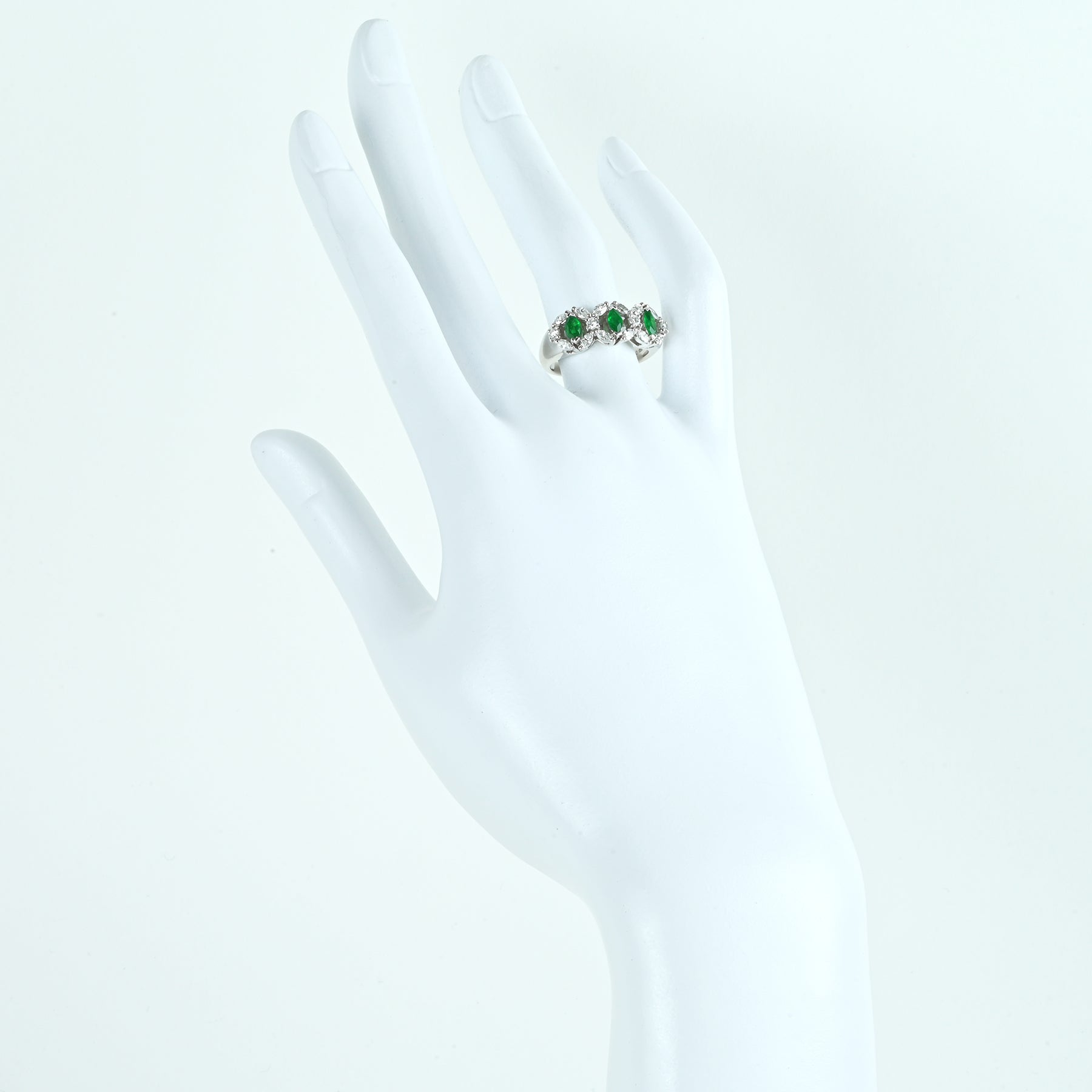 中古】PT900 EMERALD エメラルドリング E0.45ct D0.70ct 7.8g